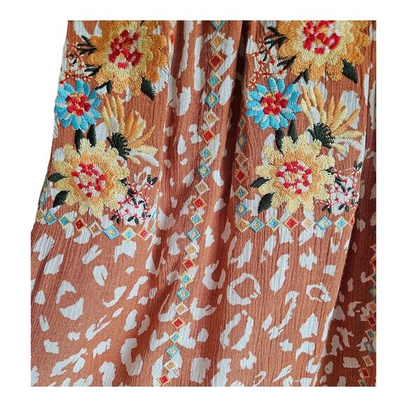 SAVANNA JANE Women's S Embroidered Top Animal Print Floral Multicolor V-Neck 34" - Picture 5 of 7